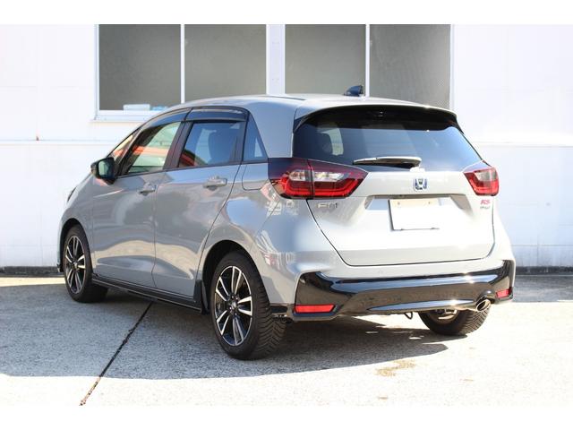 フィット e:HEV RS レーダークルーズ エアバッグ ナビ&TV パワーウィンドウ 助手席エアバッグ レーンアシスト Dレコ フルセグテレビ LEDヘッドランプ BTオーディオ セキュリティアラーム フルオートエアコン 禁煙(9枚目)