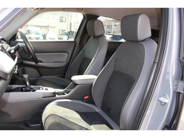 フィット e:HEV RS レーダークルーズ エアバッグ ナビ&TV パワーウィンドウ 助手席エアバッグ レーンアシスト Dレコ フルセグテレビ LEDヘッドランプ BTオーディオ セキュリティアラーム フルオートエアコン 禁煙(26枚目)