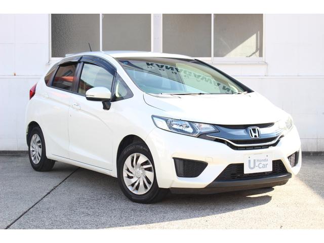 フィット １３Ｇ・Ｆパッケージ　電動格納式ドアミラー　ブルートゥース　イモビ　安全ボディ　ＤＶＤ再生可能　スマ－トキ－　記録簿有り　ＶＳＡ　ＥＴＣ付き　禁煙　助手席エアバッグ　メモリーナビ　Ｒカメラ　オートエアコン　エアバック　ＰＳ（2枚目）