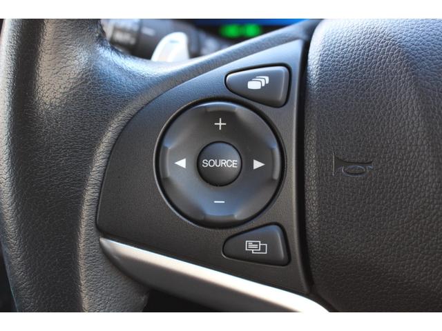 シャトル ハイブリッドＺ　ワンオーナー車　衝突被害軽減ブレーキ　ドライブレコーダ　Ｂｌｕｅｔｏｏｔｈ対応　ＵＳＢ接続　クルーズＣ　記録簿付　ＶＳＡ　フルセグ地デジＴＶ　シートＨ　リアカメラ　キーフリ　ＬＥＤライト　禁煙　イモビ（17枚目）