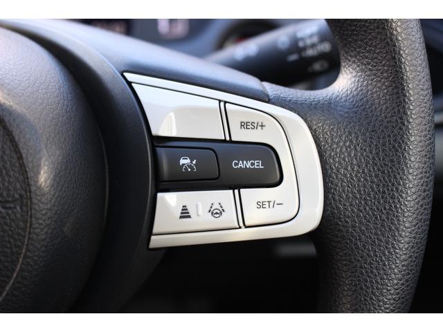 フィット ｅ：ＨＥＶクロスター　電動格納ミラー　ｂｌｕｅｔｏｏｔｈ　車線維持支援システム　ルーフレール　メモリナビ　衝突回避システム　禁煙　１オーナー　フルオートエアコン　整備記録簿　前後センサー　ＬＥＤランプ　エアバッグ　地デジ（16枚目）