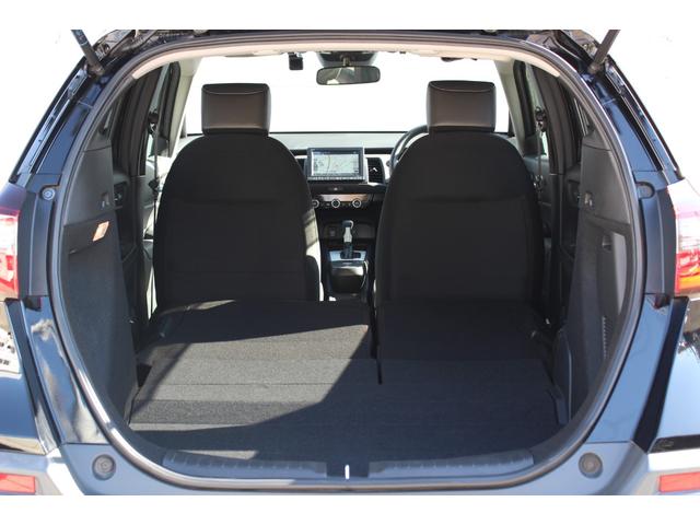 フィット ｅ：ＨＥＶクロスター　電動格納ミラー　ｂｌｕｅｔｏｏｔｈ　車線維持支援システム　ルーフレール　メモリナビ　衝突回避システム　禁煙　１オーナー　フルオートエアコン　整備記録簿　前後センサー　ＬＥＤランプ　エアバッグ　地デジ（30枚目）