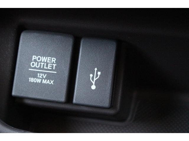 フリード G LKAS Bluetooth対応 追従型クルコン AUTOライト 電動格納ドアミラー 記録簿 3列シート LEDヘッドライト パワーウインドウ 地デジ Rカメラ イモビ 禁煙 VSA USB エアコン(14枚目)