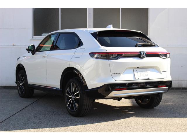 ヴェゼル e:HEV Z 盗難防止装置 AUX 1オーナー ドラレコ付き Rカメラ 記録簿 フルセグテレビ 衝突安全ボディ スマ-トキ- Pセンサー サイドエアバッグ ナビTV フルオートエアコン 衝突軽減ブレ-キ 4WD車(8枚目)