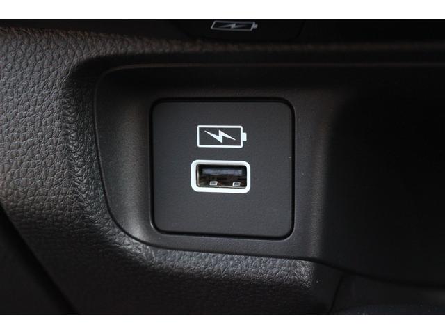 ヴェゼル e:HEV Z 盗難防止装置 AUX 1オーナー ドラレコ付き Rカメラ 記録簿 フルセグテレビ 衝突安全ボディ スマ-トキ- Pセンサー サイドエアバッグ ナビTV フルオートエアコン 衝突軽減ブレ-キ 4WD車(17枚目)