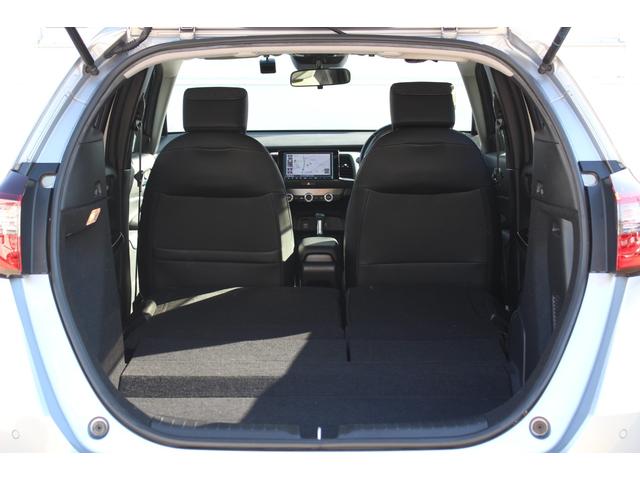 フィット e:HEVホーム 前後誤発進抑制機能 クリソナ 助手席エアバッグ 運転席エアバッグ 車線維持支援システム 衝突安全ボディ 1オナ アイドリングストップ LEDライト ABS サイドエアバッグ オートクルーズコントロール(30枚目)