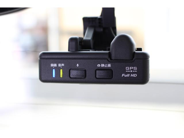 Ｎ－ＢＯＸ Ｇ・Ｌターボホンダセンシング　イモビライザー　アイドルストップ　バックビューモニター　レーンキープ　サイドカーテンエアバック　スマートキー　クルーズコントロール　ＬＥＤ　前席シートヒーター　ＡＡＣ　ＥＴＣ　横滑り防止装置　ＡＢＳ（6枚目）