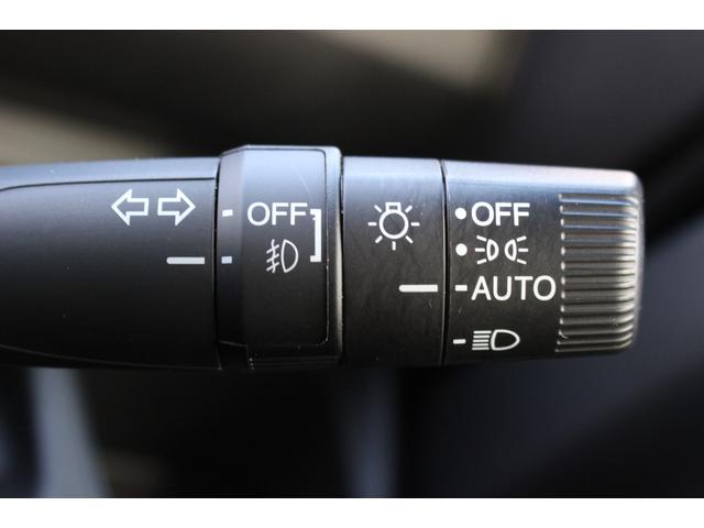 Ｎ－ＢＯＸカスタム Ｌターボ　アダクティブクルーズＣ　地デジチューナー　衝突軽減ブレーキサポート　電動格納ドアミラー　ＬＥＤヘッドライ　ブルートゥース　車線逸脱警報システム　１オーナー　オートマチックハイビーム　禁煙　フルフラット（20枚目）