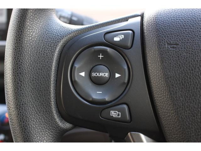 フリードハイブリッド ハイブリッド・Ｇホンダセンシング　軽減ブレーキ　キーフリーシステム　電動格納式ドアミラー　フルフラット　Ｂｌｕｅｔｏｏｔｈ音楽　アダプティブＣＣ　衝突安全ボディ　１オ－ナ－　記録簿　ＤＶＤ再生可能　サイドカーテンエアバック　ＥＣＯＮ（14枚目）