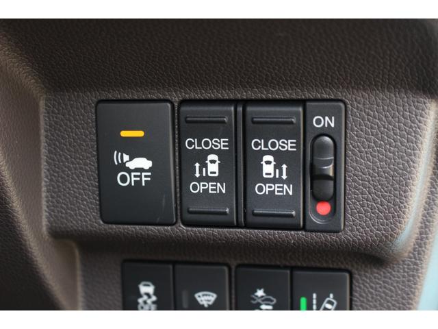 フリードハイブリッド ハイブリッド・Ｇホンダセンシング　軽減ブレーキ　キーフリーシステム　電動格納式ドアミラー　フルフラット　Ｂｌｕｅｔｏｏｔｈ音楽　アダプティブＣＣ　衝突安全ボディ　１オ－ナ－　記録簿　ＤＶＤ再生可能　サイドカーテンエアバック　ＥＣＯＮ（19枚目）