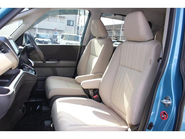 フリードハイブリッド ハイブリッド・Ｇホンダセンシング　軽減ブレーキ　キーフリーシステム　電動格納式ドアミラー　フルフラット　Ｂｌｕｅｔｏｏｔｈ音楽　アダプティブＣＣ　衝突安全ボディ　１オ－ナ－　記録簿　ＤＶＤ再生可能　サイドカーテンエアバック　ＥＣＯＮ（22枚目）