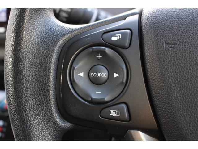 フリードハイブリッド ハイブリッド・Ｇブラックスタイル　Ｗ電動ドア　禁煙　衝突軽減ブレーキ　衝突安全ボディ　ワンオーナー　レーンキープアシスト　ドライブレコーダー　Ｒカメラ　シートヒータ　盗難防止装置　キーフリー　３列シート　ウォークスルー　ＢＴオーディオ（18枚目）