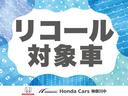 ヴェゼル ＨＶ　Ｘ・ホンダセンシングブリリアントスタイルＥＤ　追突被害軽減ブレーキ　ＶＳＡ　ＡＡＣ　リヤカメラ　オートクルーズコントロール　スマ－トキ－　ＰＳ　サイドエアバッグ　ＥＴＣ車載器　ＬＥＤライト　エアバッグ　盗難防止装置　レーンアシスト　ＵＳＢ接続（3枚目）