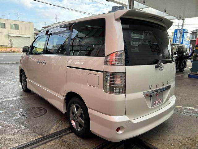 ヴォクシー Z 煌 ツインムーンルーフ 両側パワースライドドア HIDヘッド キーレス エアコン 純正15インチAW(9枚目)