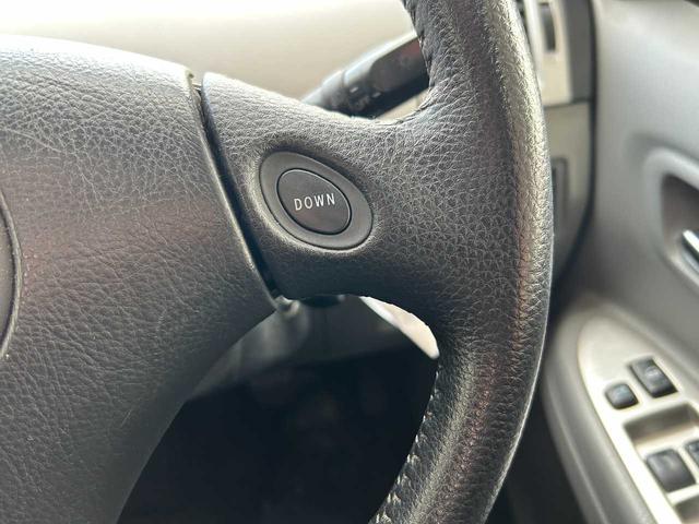 ヴォクシー Z 煌 ツインムーンルーフ 両側パワースライドドア HIDヘッド キーレス エアコン 純正15インチAW(14枚目)