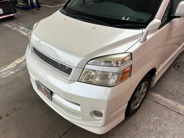 ヴォクシー Z 煌 ツインムーンルーフ 両側パワースライドドア HIDヘッド キーレス エアコン 純正15インチAW(48枚目)