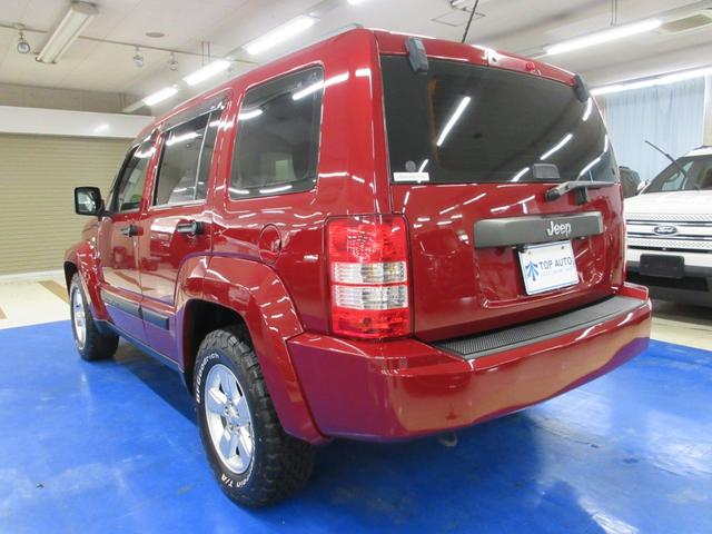 スポーツ 4WD ディーラー車 メモリーナビ/フルセグ/ETC/サイドカメラ/バックカメラ/キーレス/フォグライト/走行中TV視聴可/16インチアルミ/ホワイトレタータイヤ(6枚目)
