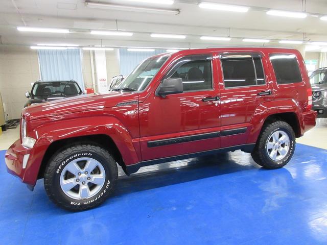 スポーツ 4WD ディーラー車 メモリーナビ/フルセグ/ETC/サイドカメラ/バックカメラ/キーレス/フォグライト/走行中TV視聴可/16インチアルミ/ホワイトレタータイヤ(13枚目)