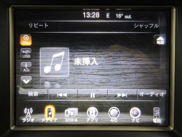 ラレード　後期型　４ＷＤ　大画面Ｕコネクトナビ／フルセグ／ＥＴＣ２．０／Ｂｌｕｅｔｏｏｔｈ／フロント・サイド・バックカメラ／クルコン／ディスク再生／プッシュスタート／スマートキー／１８インチアルミ／タイミングチェーン(39枚目)