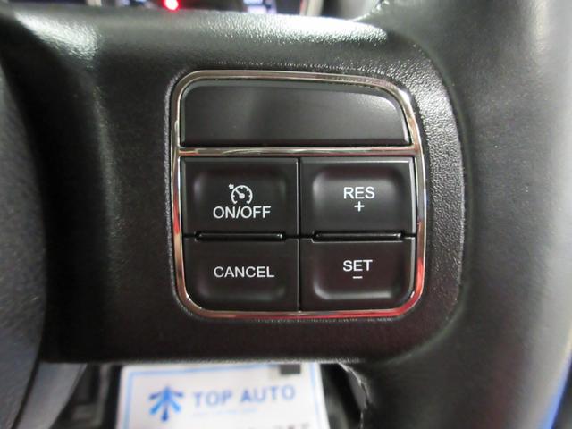 ジープ・グランドチェロキー ラレード　４ＷＤ　社外ナビ　フルセグ　Ｂｌｕｅｔｏｏｔｈオーディオ　バックカメラ　ＥＴＣ　音楽録音機能　ディスク再生　クルコン　電動シート　サイドステップ　ＨＩＤライト　２２インチアルミ　タイミングチェーン　バネサス（38枚目）