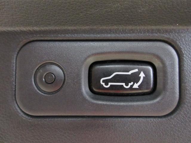 デリカＤ：５ Ｇ　パワーパッケージ　４ＷＤ　後期型　衝突軽減ｅアシスト　両側電動ドア　電動リアゲート　全周囲アラウンドビューカメラ　シートヒーター　アダプティブクルコン　アイスト　１８インチアルミ　タイミングチェーン（9枚目）