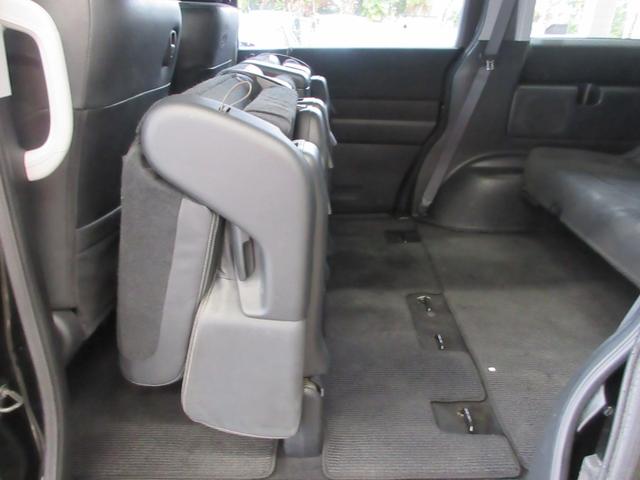 ステップワゴンスパーダ Ｚ　クールスピリット　インターナビ　セレクション　後期型　両側電動ドア　ハーフレザー　ＨＤＤナビ　フルセグ　後席モニター　バックカメラ　ＥＴＣ　Ｂｌｕｅｔｏｏｔｈ通話　ディスク再生　クルコン　社外アルミ　ＨＩＤライト　タイミングチェーン（21枚目）