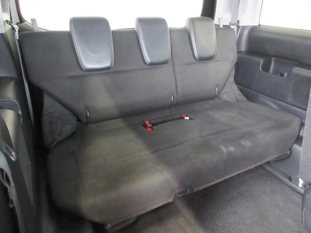 ステップワゴンスパーダ Ｚ　クールスピリット　インターナビ　セレクション　後期型　両側電動ドア　ハーフレザー　ＨＤＤナビ　フルセグ　後席モニター　バックカメラ　ＥＴＣ　Ｂｌｕｅｔｏｏｔｈ通話　ディスク再生　クルコン　社外アルミ　ＨＩＤライト　タイミングチェーン（22枚目）