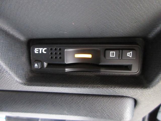 ステップワゴンスパーダ Ｚ　クールスピリット　インターナビ　セレクション　後期型　両側電動ドア　ハーフレザー　ＨＤＤナビ　フルセグ　後席モニター　バックカメラ　ＥＴＣ　Ｂｌｕｅｔｏｏｔｈ通話　ディスク再生　クルコン　社外アルミ　ＨＩＤライト　タイミングチェーン（35枚目）