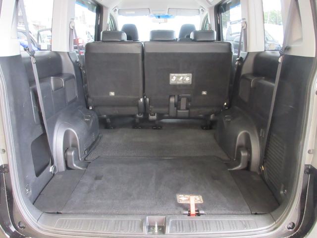 ステップワゴンスパーダ Ｚ　クールスピリット　インターナビ　セレクション　後期型　両側電動ドア　ハーフレザー　ＨＤＤナビ　フルセグ　後席モニター　バックカメラ　ＥＴＣ　Ｂｌｕｅｔｏｏｔｈ通話　ディスク再生　クルコン　社外アルミ　ＨＩＤライト　タイミングチェーン（43枚目）