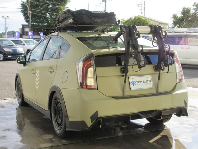 プリウス S 社外8インチナビ フルセグ ドラレコ バックカメラ ETC 音楽録音 ディスク再生 Bluetoothオーディオ 車高調ローダウン シートカバー デジタルインナーミラー ルーフラック 社外ホイール(9枚目)