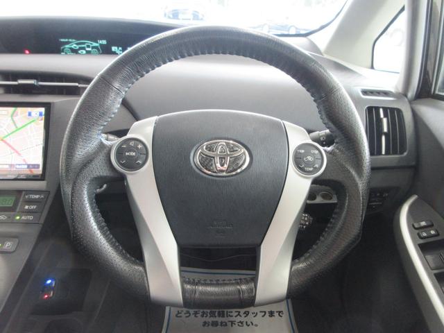 プリウス S 社外8インチナビ フルセグ ドラレコ バックカメラ ETC 音楽録音 ディスク再生 Bluetoothオーディオ 車高調ローダウン シートカバー デジタルインナーミラー ルーフラック 社外ホイール(23枚目)