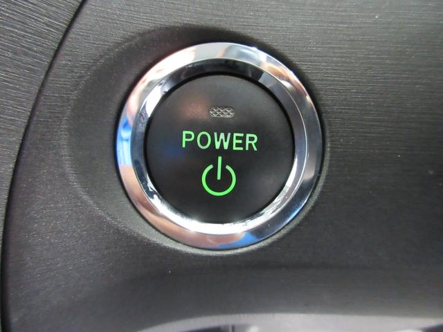 プリウス S 社外8インチナビ フルセグ ドラレコ バックカメラ ETC 音楽録音 ディスク再生 Bluetoothオーディオ 車高調ローダウン シートカバー デジタルインナーミラー ルーフラック 社外ホイール(35枚目)