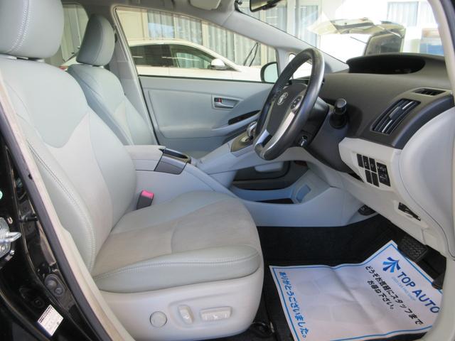 プリウス Gツーリングセレクション 後期型 ハーフレザー 純正ナビ フルセグ Bluetoothオーディオ バックカメラ ETC 音楽録音 ディスク再生 クルコン プッシュスタート ツーリングホイール LEDライト タイミングチェーン(11枚目)