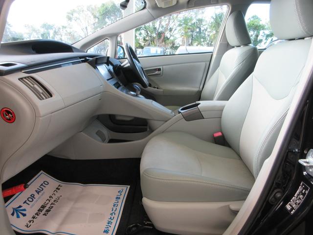 プリウス Gツーリングセレクション 後期型 ハーフレザー 純正ナビ フルセグ Bluetoothオーディオ バックカメラ ETC 音楽録音 ディスク再生 クルコン プッシュスタート ツーリングホイール LEDライト タイミングチェーン(14枚目)