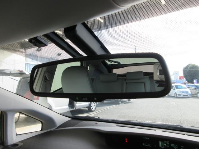 プリウス Gツーリングセレクション 後期型 ハーフレザー 純正ナビ フルセグ Bluetoothオーディオ バックカメラ ETC 音楽録音 ディスク再生 クルコン プッシュスタート ツーリングホイール LEDライト タイミングチェーン(40枚目)