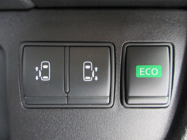 セレナ ライダー　ブラックライン　Ｓ－ハイブリッド　後期型　両側電動ドア　メモナビ　フルセグ　後席モニター　全周囲カメラ　ＥＴＣ　Ｂｌｕｅｔｏｏｔｈオーディオ　障害物ソナー　クルコン　音楽録音機能　ディスク再生　ＬＥＤライト　純正アルミ　タイミングチェーン（27枚目）