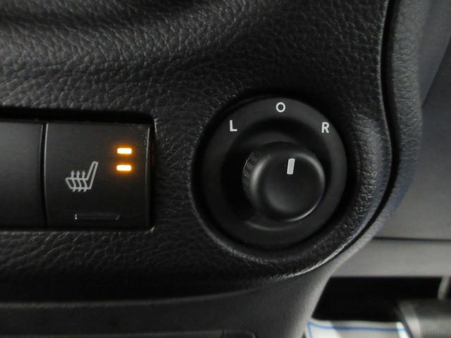 ジープ・ラングラーアンリミテッド サハラ　４ＷＤ　後期型　黒革シート　メモナビ　フルセグ　サイド・バックカメラ　ＥＴＣ　ドラレコ　クルーズコントロール　シートヒーター　音楽録音機能　ディスク再生　キーレス　１８インチアルミ　レギュラーガソリン仕様（38枚目）
