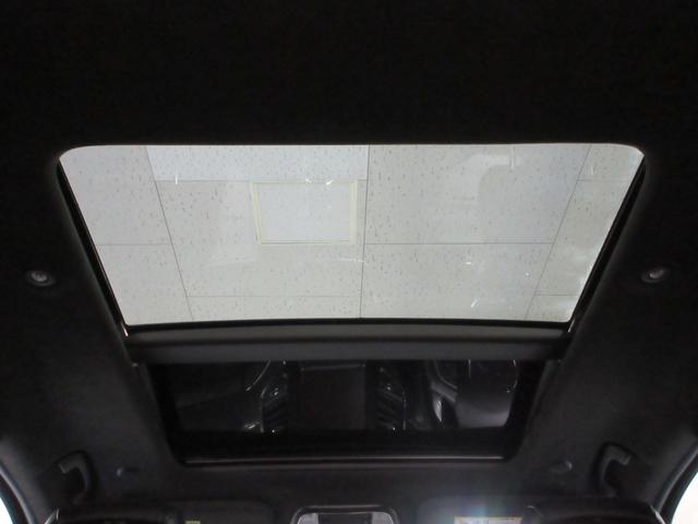 ジープ・グランドチェロキー SRT8 4WD 後期型 衝突軽減 サンルーフ ハーフレザー ナビ フルセグ Bluetooth 電動ゲート フロント・サイド・バックカメラ ETC2.0 シートヒーター シートクーラー レーダークルーズ 20インチアルミ(34枚目)