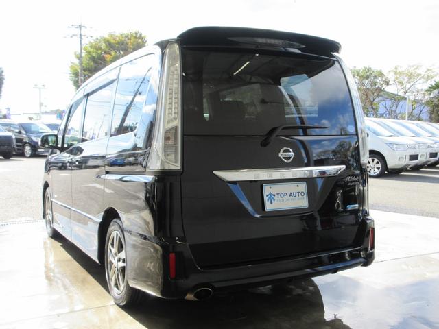 セレナ ライダー ブラックライン S-ハイブリッド 電動スライドドア 8インチナビ フルセグ 後席モニター 前後ドラレコ バックカメラ ETC Bluetoothオーディオ クルコン プッシュスタート 16インチアルミ HIDライト タイミングチェーン(9枚目)