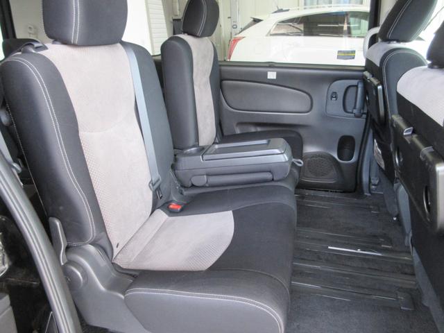 セレナ ライダー ブラックライン S-ハイブリッド 電動スライドドア 8インチナビ フルセグ 後席モニター 前後ドラレコ バックカメラ ETC Bluetoothオーディオ クルコン プッシュスタート 16インチアルミ HIDライト タイミングチェーン(17枚目)