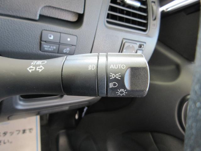 セレナ ライダー ブラックライン S-ハイブリッド 電動スライドドア 8インチナビ フルセグ 後席モニター 前後ドラレコ バックカメラ ETC Bluetoothオーディオ クルコン プッシュスタート 16インチアルミ HIDライト タイミングチェーン(44枚目)