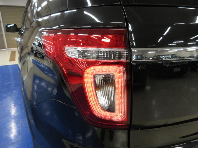 エクスプローラー XLT エコブースト ベージュ本革 インターフェイスナビ フルセグ Bluetooth ドラレコ フロント・サイド・バックカメラ ETC DVD再生 ソナー クルコン シートヒーター 18インチアルミ タイミングチェーン(13枚目)