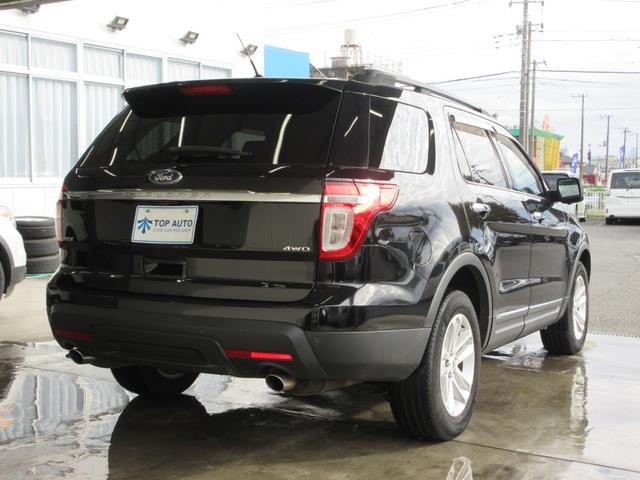 エクスプローラー XLT 4WD ワンオーナー 障害物ソナー クルーズコントロール フロント・サイド・バックカメラ ETC Bluetooth ディスプレイオーディオ オートライト 18インチアルミ タイミングチェーン(4枚目)