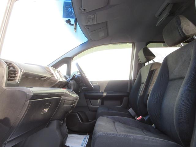 ステップワゴンスパーダ Z 両側電動ドア HDDナビ フルセグ 後席モニター 全周囲アラウンドビューカメラ ETC 障害物ソナー 音楽録音 ディスク再生 スマートキー HIDライト 社外アルミ タイミングチェーン(15枚目)