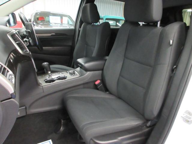 【人気のジープシリーズ】長い歴史の各種ジープシリーズも在庫あり！ジープ中古・ジープ中古安い・ラングラー・グランドチェロキー・ジープコンパス・ジープレネゲード　は専門店の当社在庫をご覧ください！