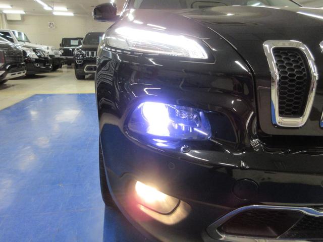 �y���q�l�̂���]�̎Ԏ킪������z�W�l���E�V�l���E�R��V�[�g�E�`�b�v�A�b�v�V�[�g�E��]�V�[�g�E�x�b�h���[�h�E�Ԓ����d�l�E�d���V�[�g�E�����d���h�A�E�d�����A�Q�[�g�E��ȃ��j�^�[�ȂǑ��������݌ɗL�I