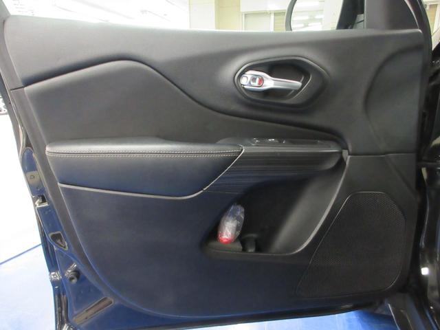 ���X�����炱���A�g���^�E�z���_�E�}�c�_�E���Y�E�O�H�E�X�o���E�V�{���[�E�_�b�W�E�L���f���b�N�E�t�H�[�h�E�N���C�X���[�E�W�[�v�E�n�}�[�e���[�J�[����ʌ��������܎s�̓W����ɓW�����Ă��܂��I