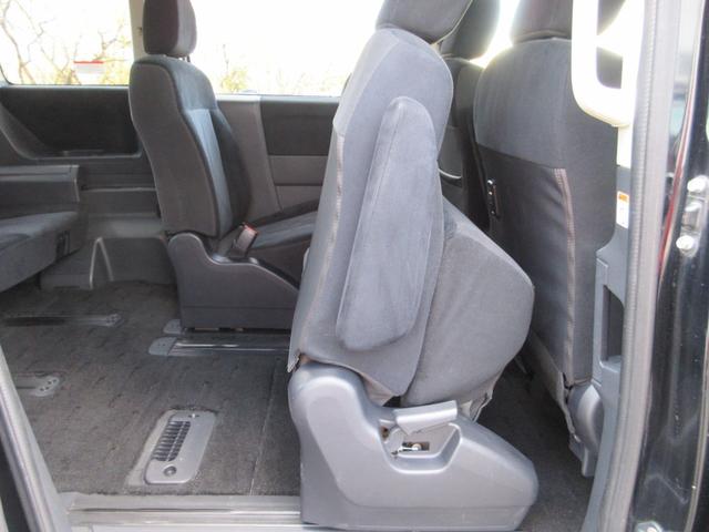 デリカＤ：５ シャモニー　４ＷＤ　両側電動ドア　ＨＤＤナビ　フルセグ　後席モニター　フロント・サイド・バックカメラ　ＥＴＣ　音楽録音機能　ディスク再生　スマートキー　１８インチアルミ　ＨＩＤライト　タイミングチェーン（17枚目）