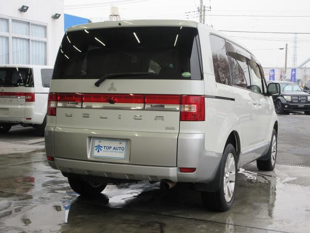 デリカＤ：５ Ｄ　パワーパッケージ　４ＷＤ　ワンオーナー　両側電動ドア　電動ゲート　９インチナビ　フルセグ　後席モニター　Ｂｌｕｅｔｏｏｔｈ　バックカメラ　ＥＴＣ　シートヒーター　音楽録音　クルコン　１８インチアルミ　ＨＩＤ　タイミングチェーン（4枚目）