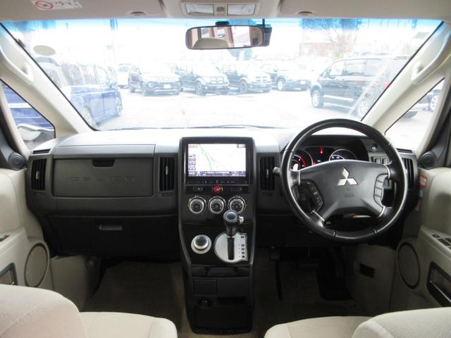 デリカＤ：５ Ｄ　パワーパッケージ　４ＷＤ　ワンオーナー　両側電動ドア　電動ゲート　９インチナビ　フルセグ　後席モニター　Ｂｌｕｅｔｏｏｔｈ　バックカメラ　ＥＴＣ　シートヒーター　音楽録音　クルコン　１８インチアルミ　ＨＩＤ　タイミングチェーン（5枚目）